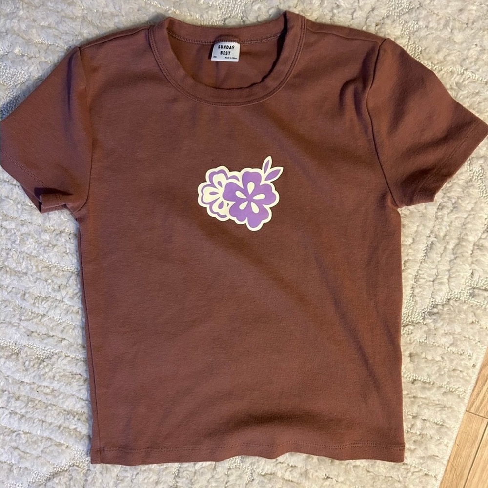 Aritzia Sunday Best Flower Graphic Womens Tee